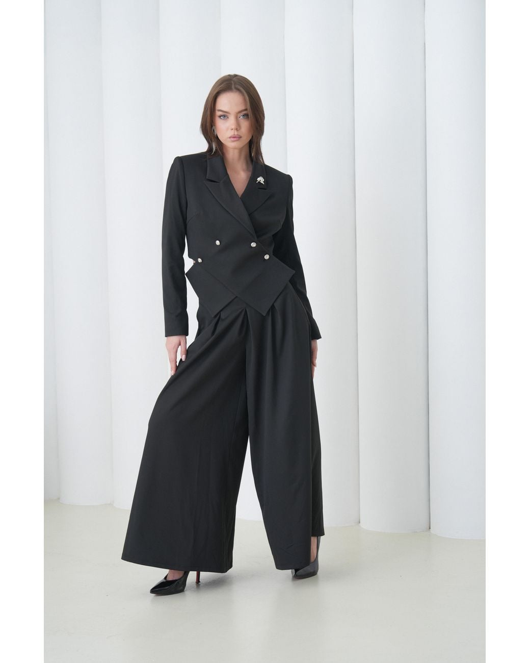 Lumina Eligma Black Sovereign Crop Jacket