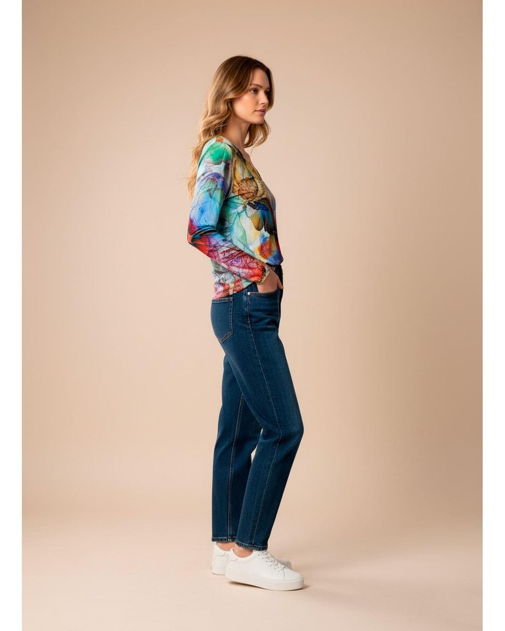 Conquista Multicolor Abstract Floral Print Long-Sleeve Top