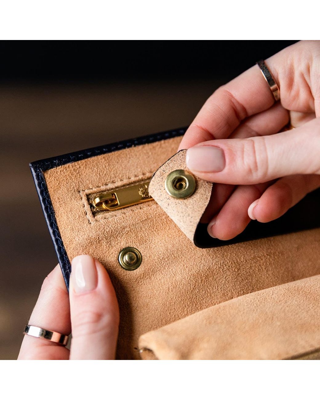 Time Resistance Blue Leather Jewelry Case
