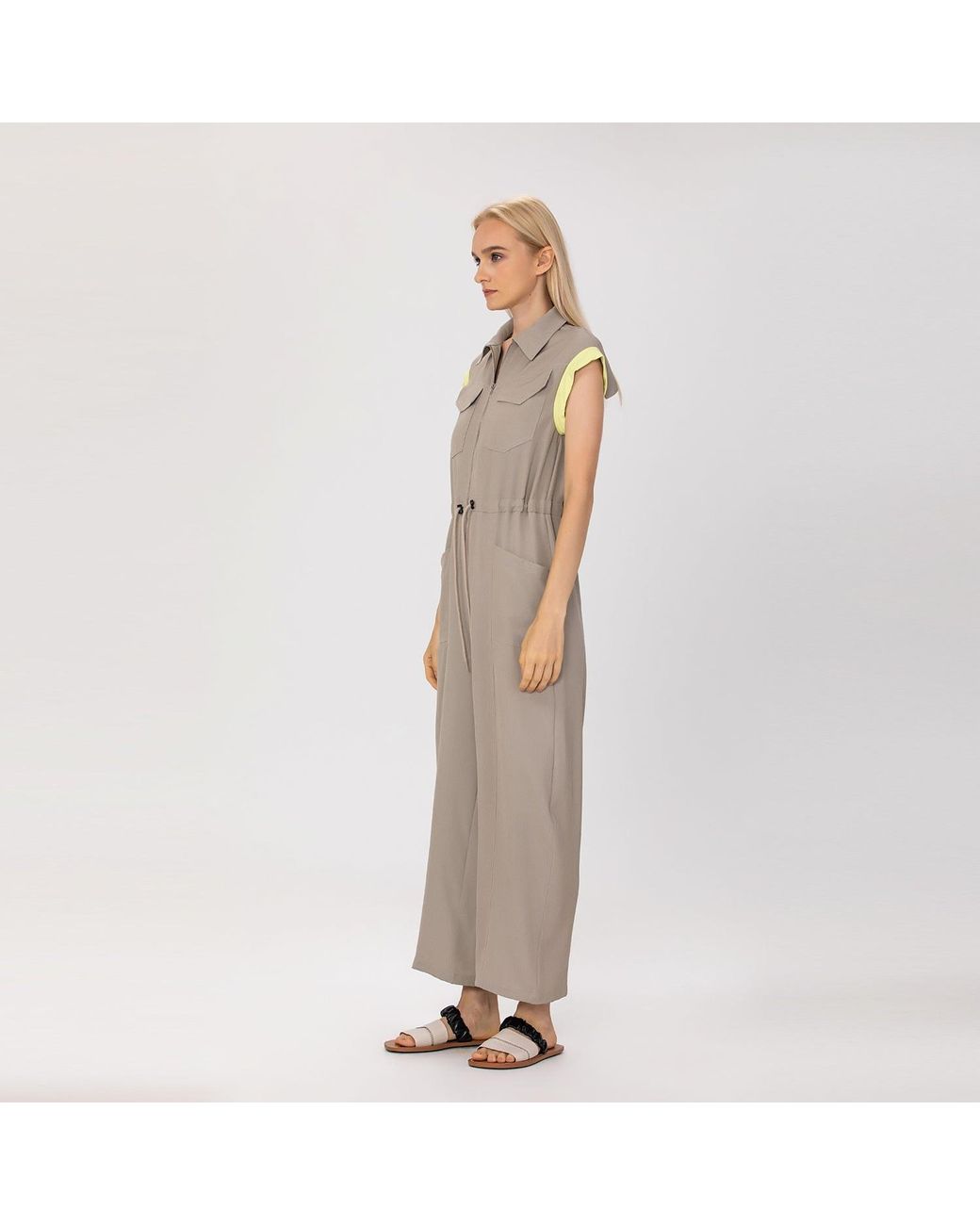 Smart and Joy Gray Sleeveless Shirt Collar Jumpsuit With Belt