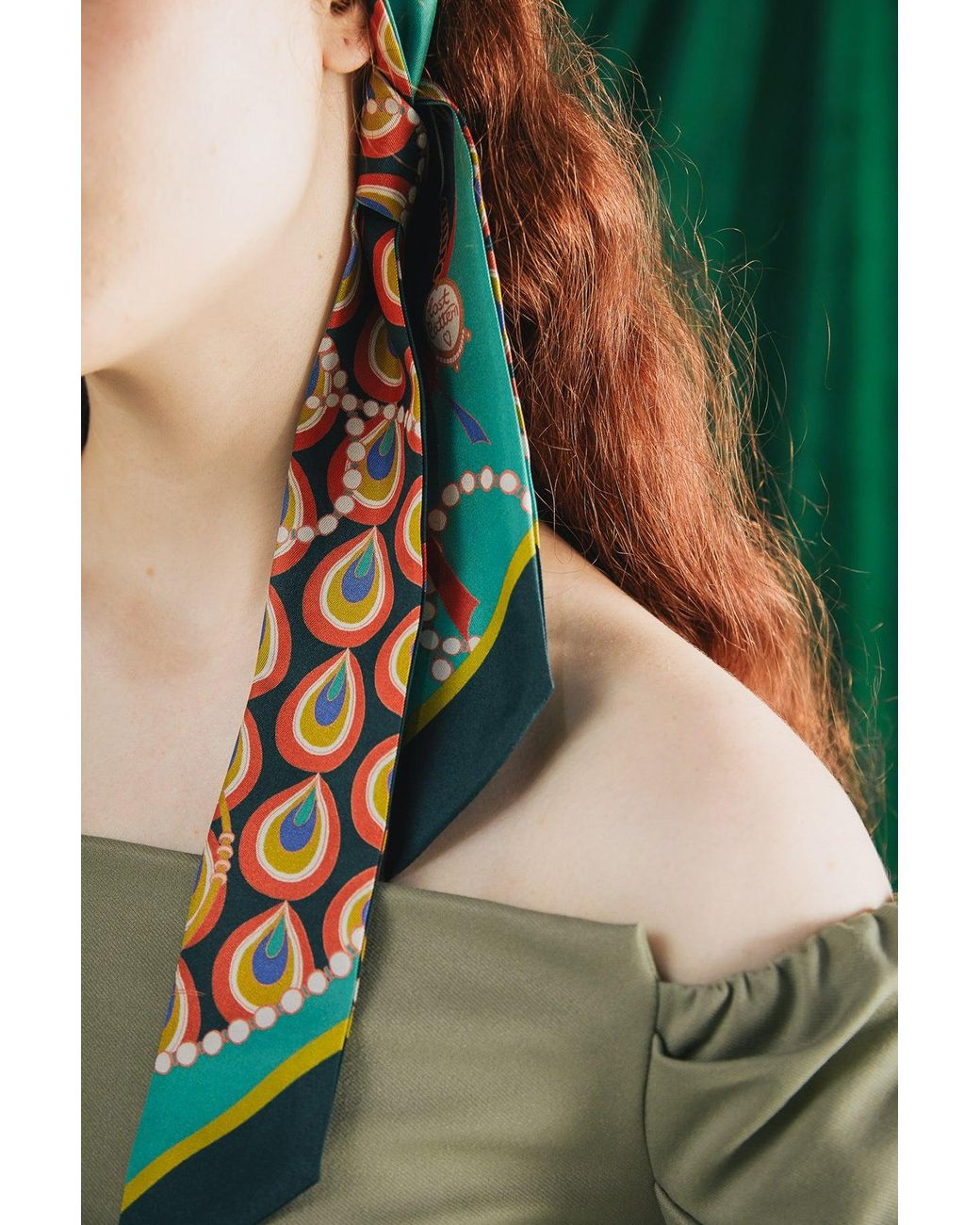 Lost Pattern Green Peacock Silk Twilly Neck Bow