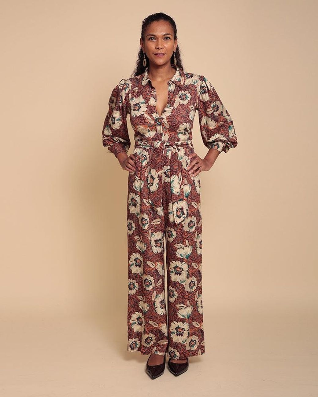 IN OUR NAME Brown Olmoti Long Sleeve Floral Print Jumpsuit