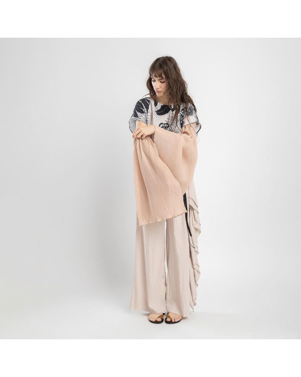 ARTISTA Black Neutrals Epic Puffy Sleeve Top