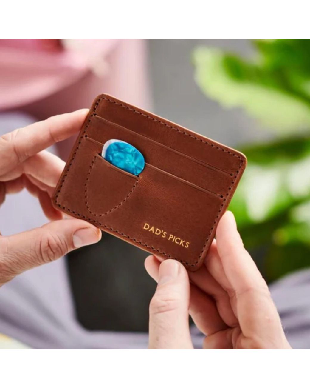 VIDA VIDA Brown Guitar Plectrum Leather Card Holder for men