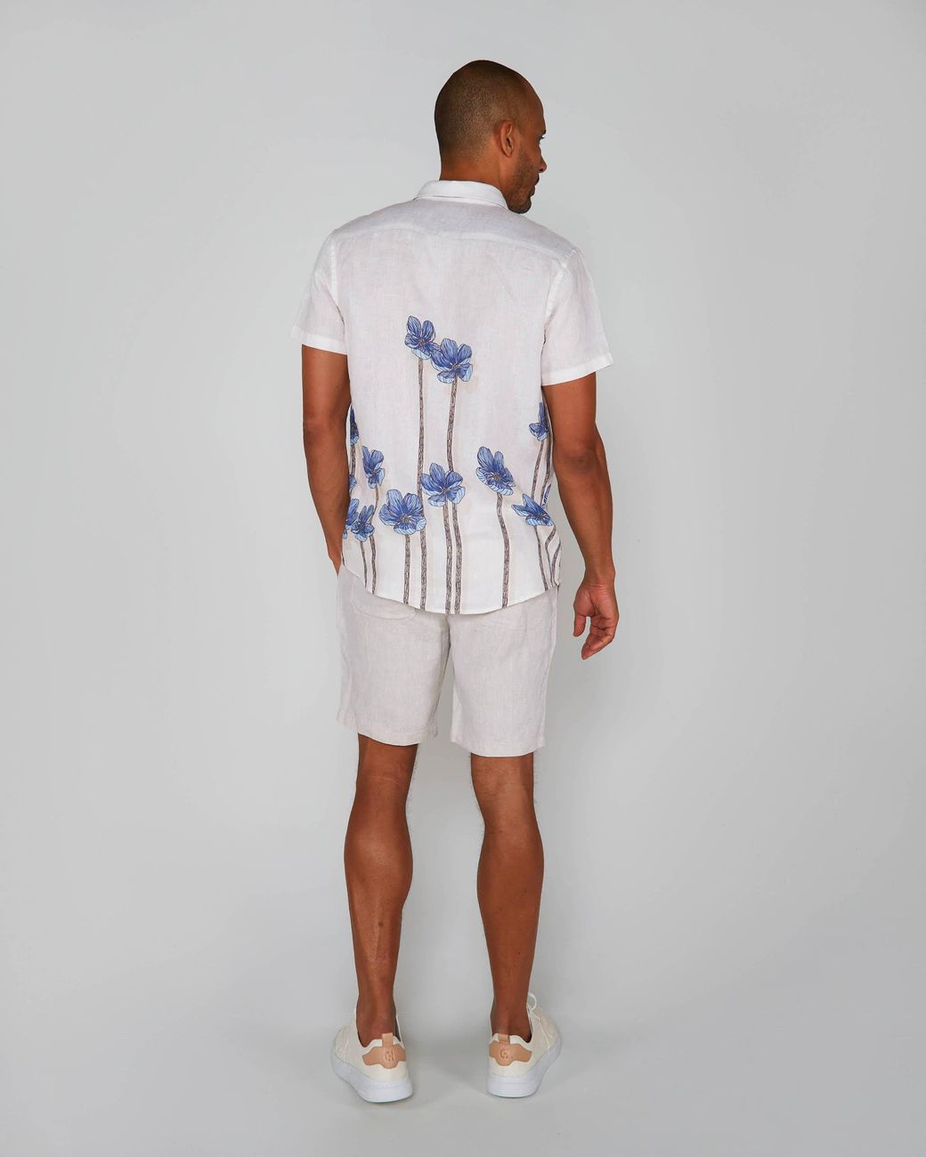 Lords of Harlech Gray Neutrals Devonshire Linen Short for men