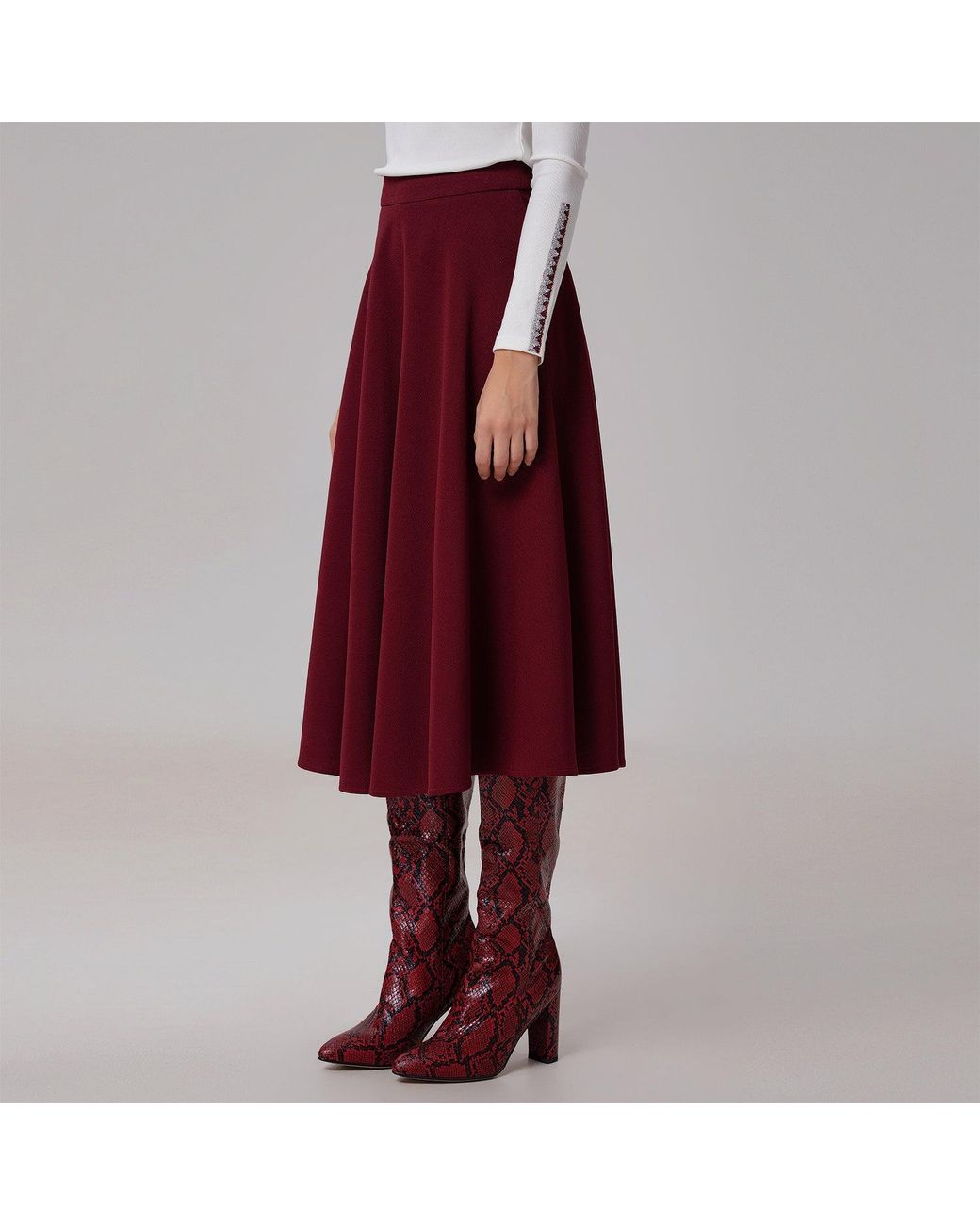 Smart and Joy Flared Knee-Length Skirt