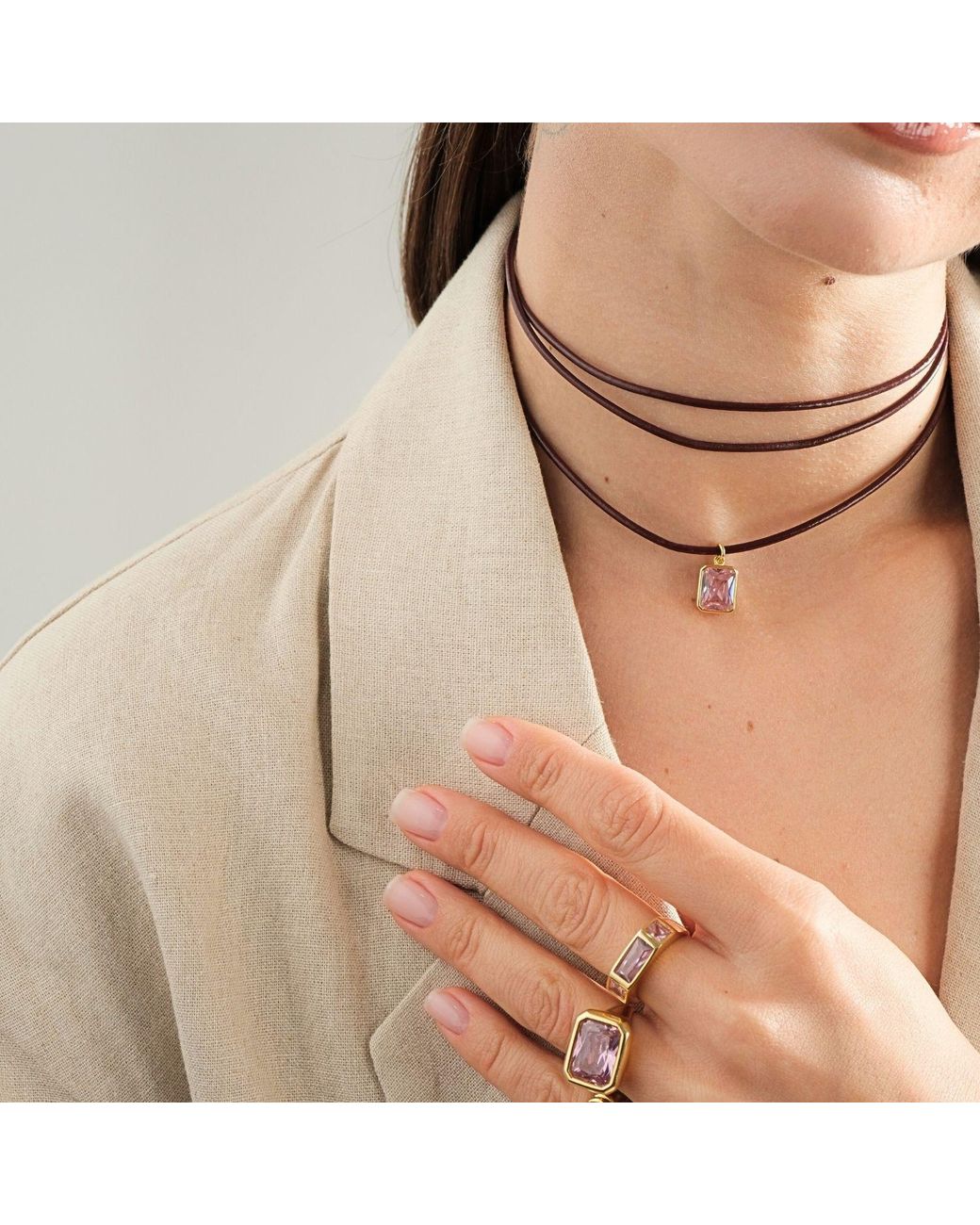 LINYA JEWELLERY Metallic Claret Leather Rope Crystal Stone Necklace Choker