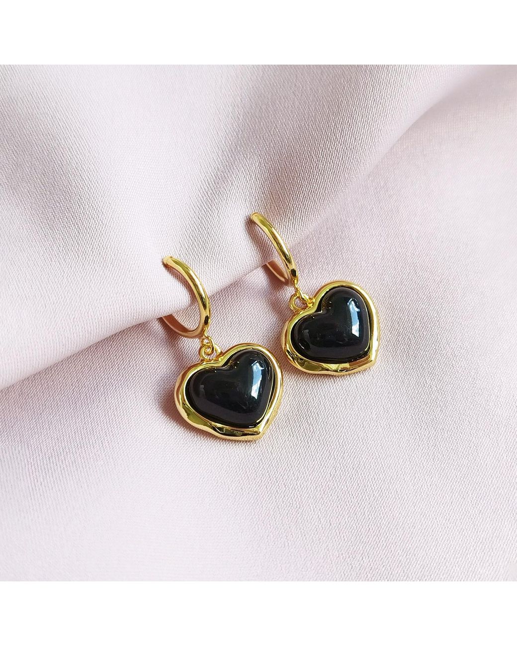 POPORCELAIN Black Porcelain Heart Clip-On Hoop Earrings