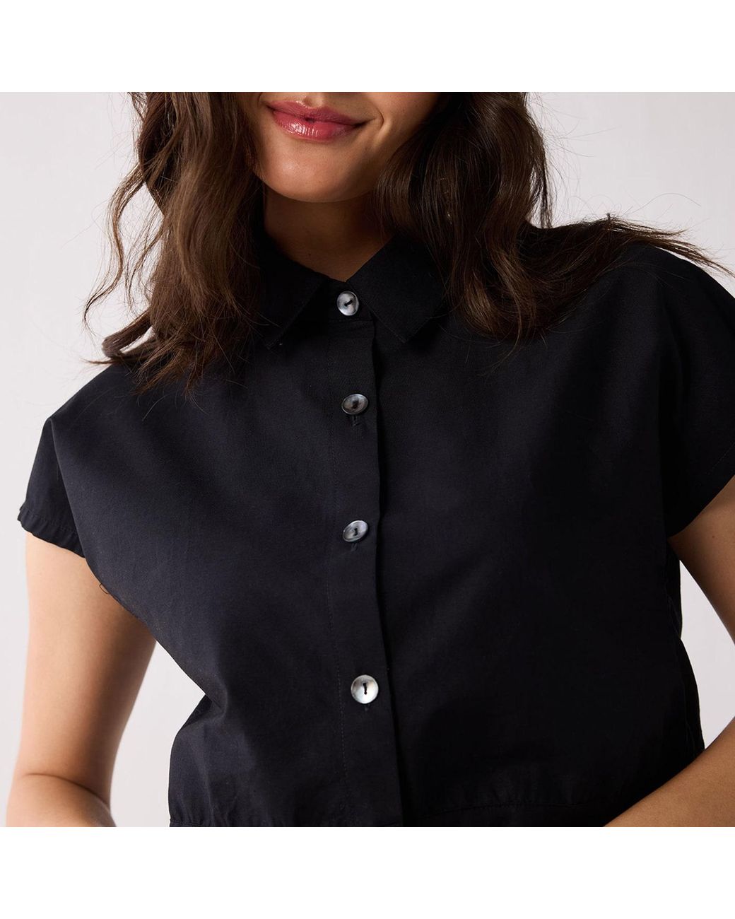 REISTOR Black Oversized Crop Shirt