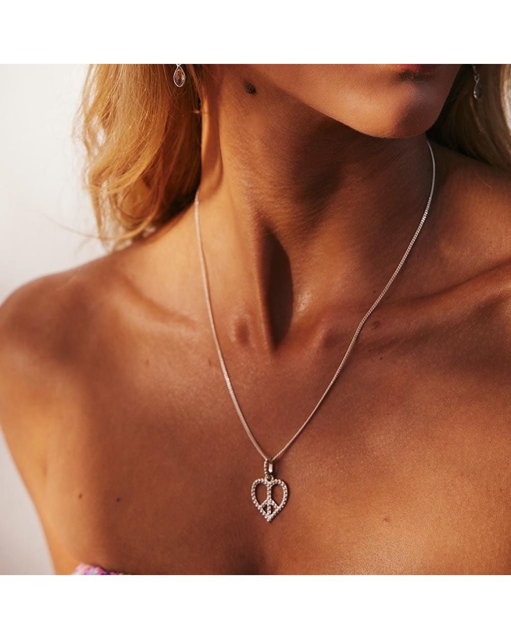Charlotte's Web Jewellery Metallic Peace Heart Pendant Necklace