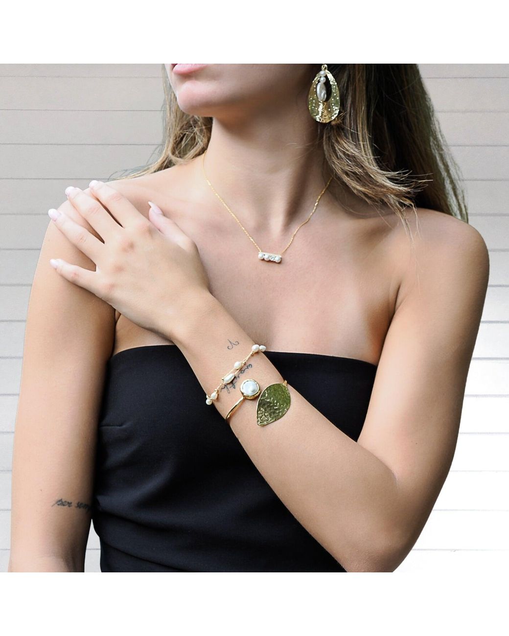Ebru Jewelry Metallic Cleopatra Pearl Leaf Cuff Bracelet