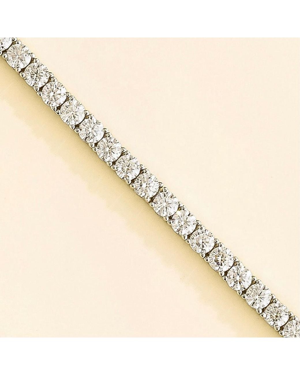 Juvetti Metallic Stacy Diamond Round Tennis Bracelet