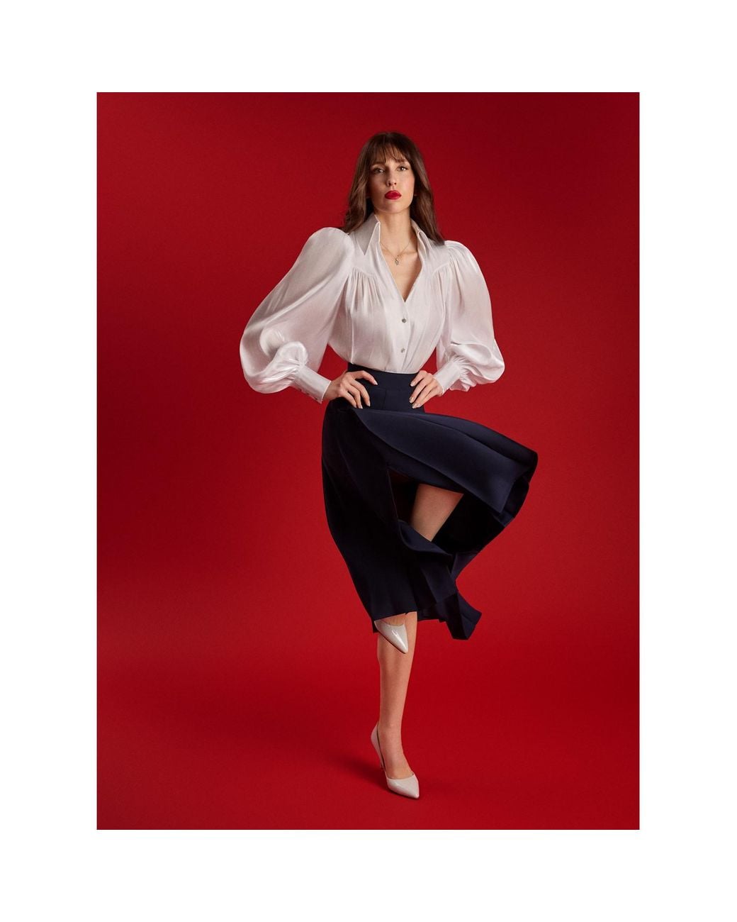 Femponiq White Puff Sleeve V-Neck Gathered Shirt