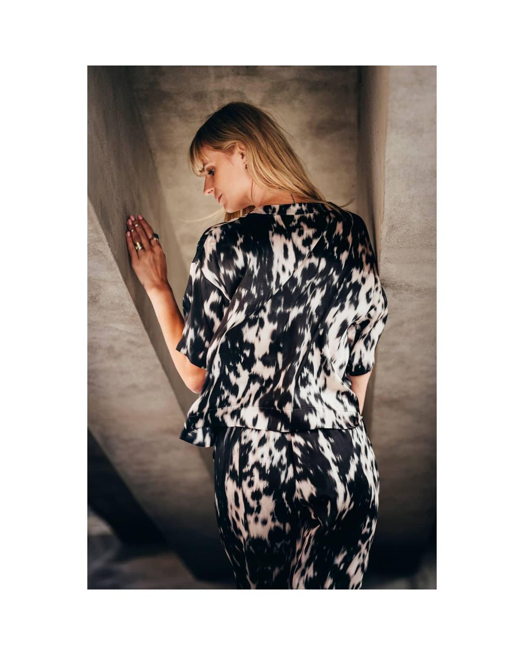 Oh!Zuza Black Neutrals Echo Viscose Satin Co-Ord Set – Print