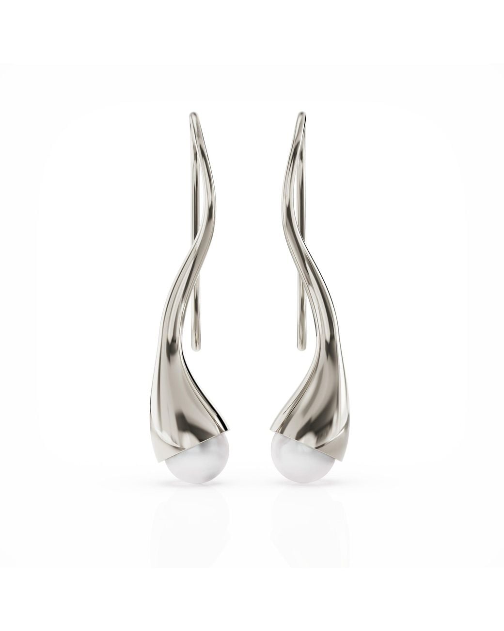 Linda Fiore Metallic Bella Solid Earrings With Large Freshwater Pearls