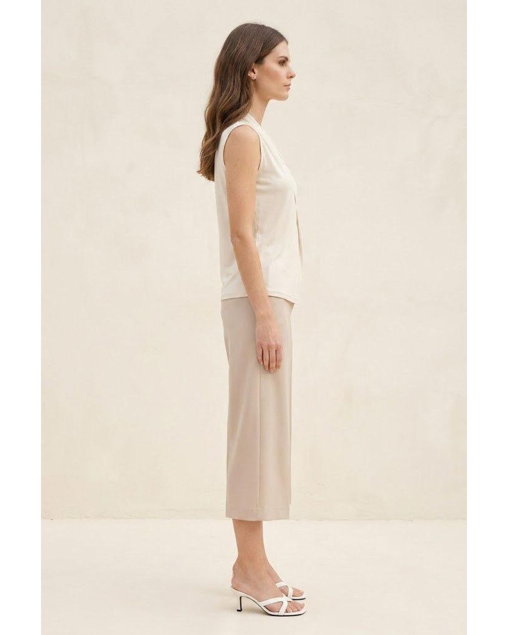 Conquista White Neutrals Pleated V-Neck Sleeveless Top