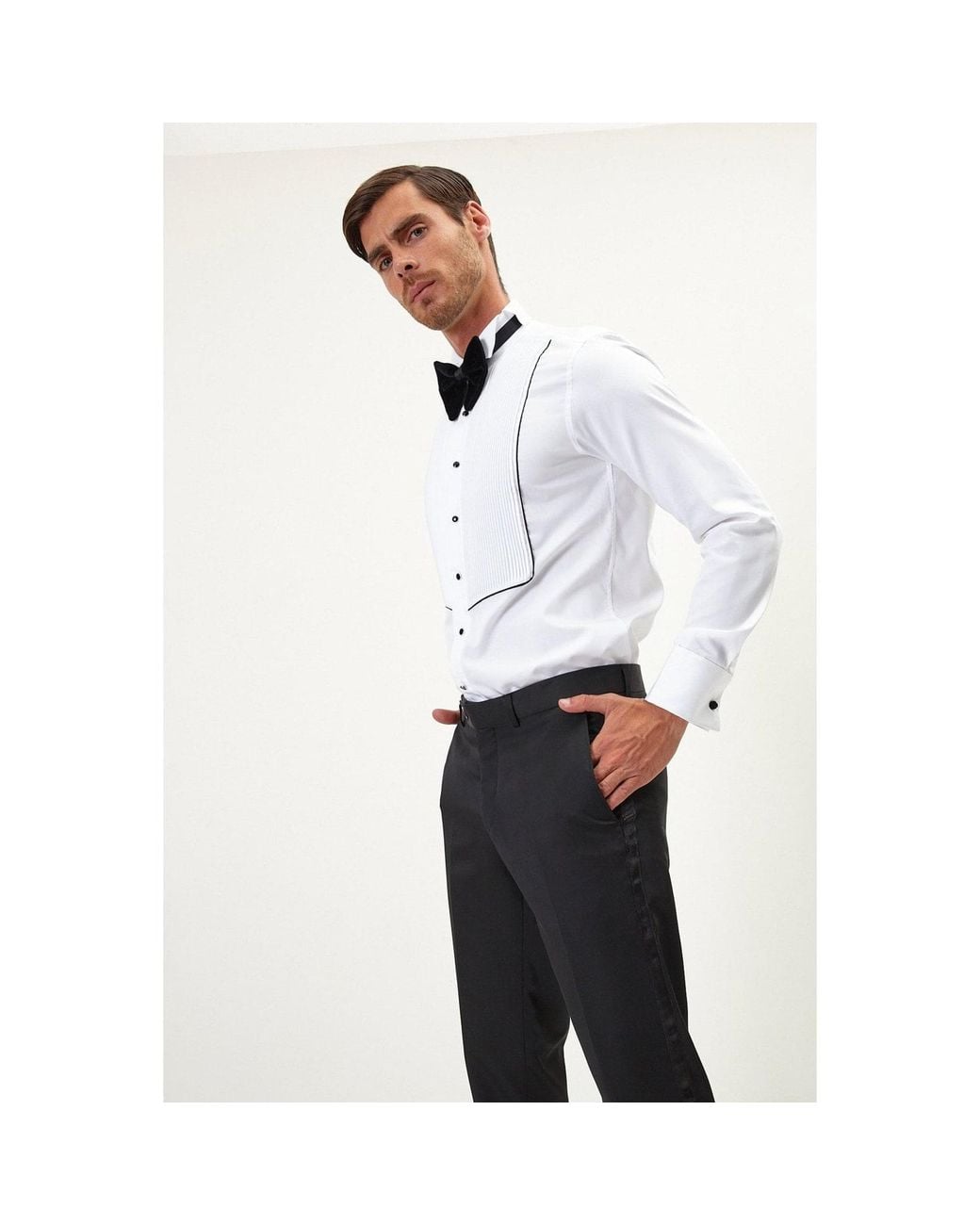Ron Tomson White Pure Cotton Pleated Wing Tip Collar Shirt for men