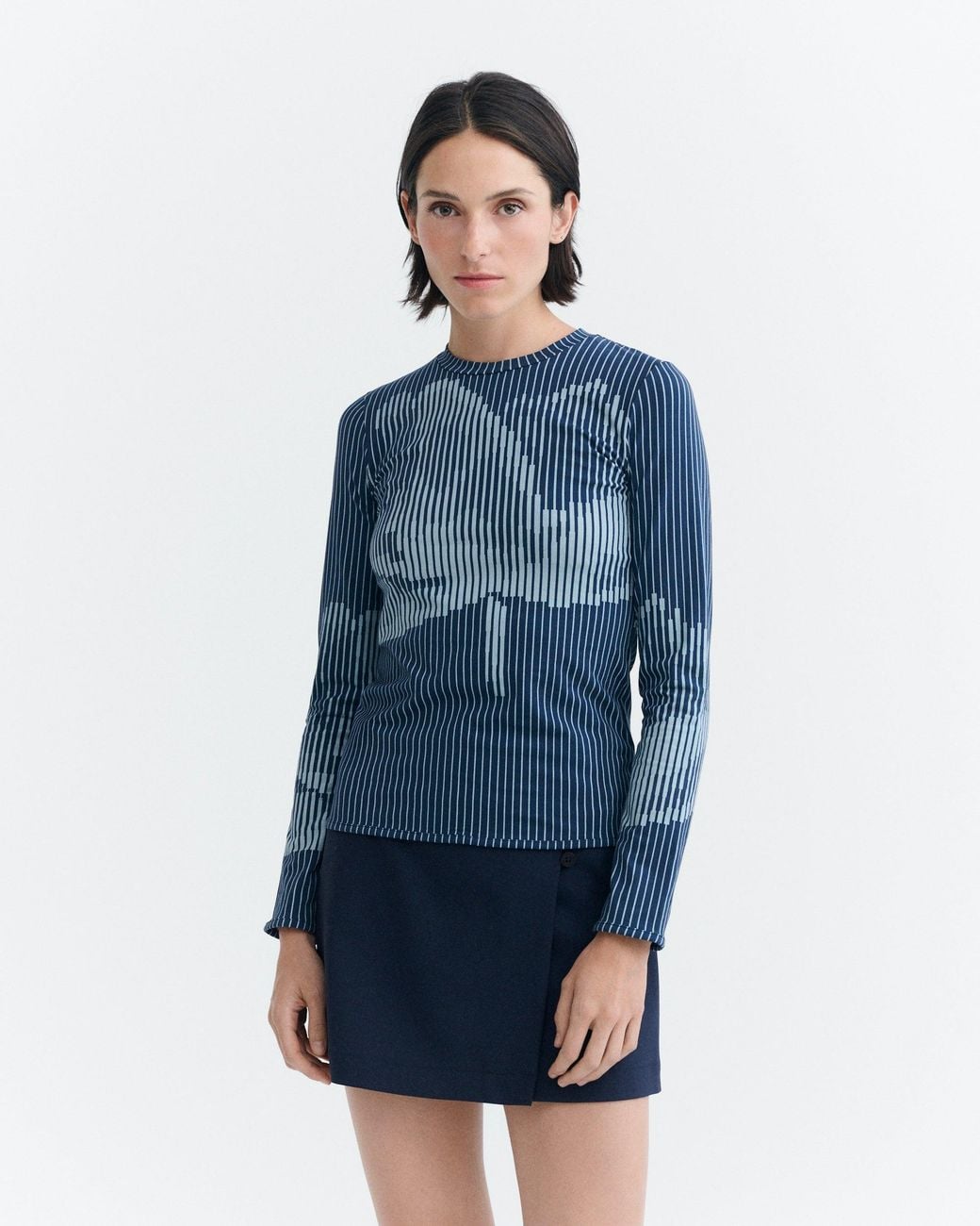 Thinking Mu Blue Brisa Lotus Top
