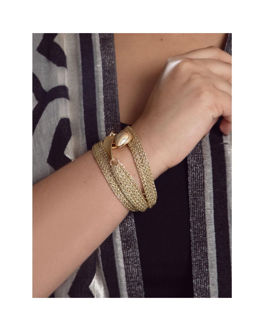Saachi Metallic Mesh Twisted Orb Bracelet