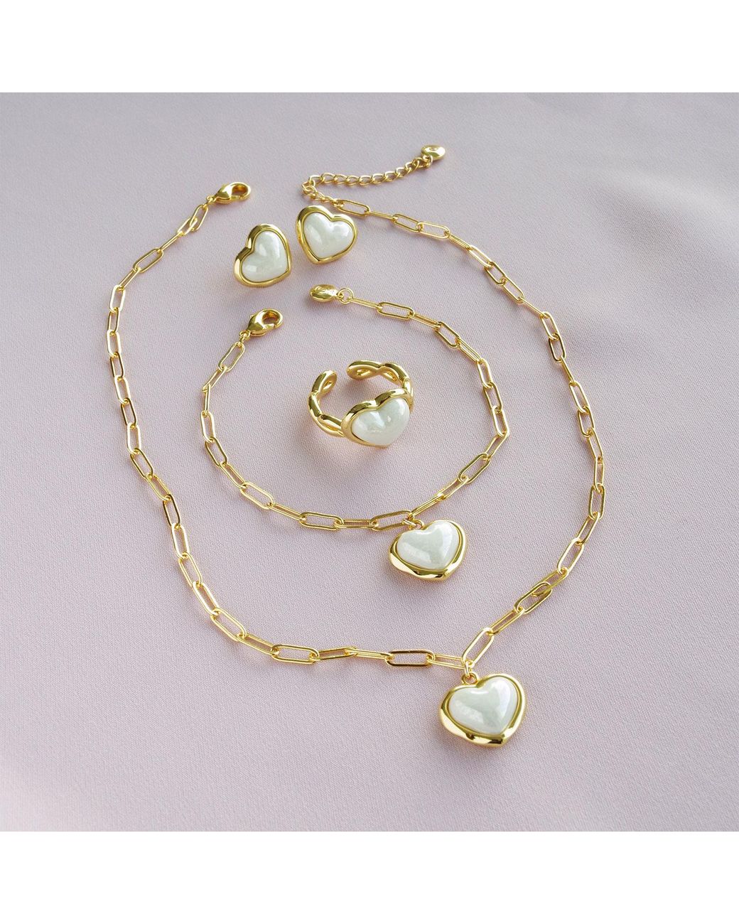 POPORCELAIN Metallic Porcelain Pearly Heart Charm Bracelet