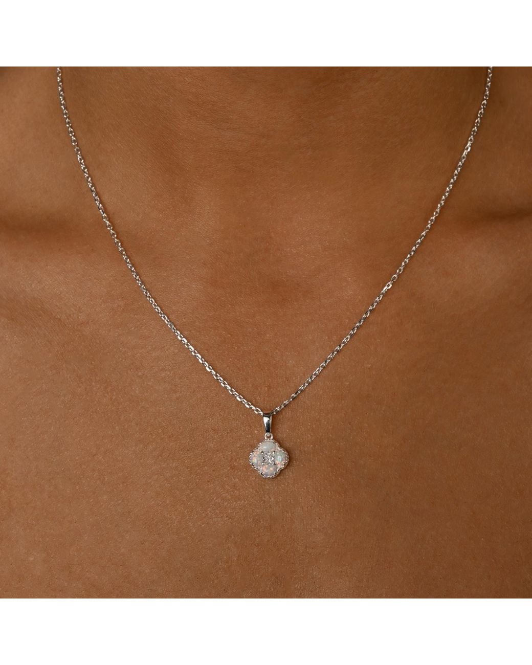 Von Treskow Metallic Czelline Opal Clover Belcher Necklace