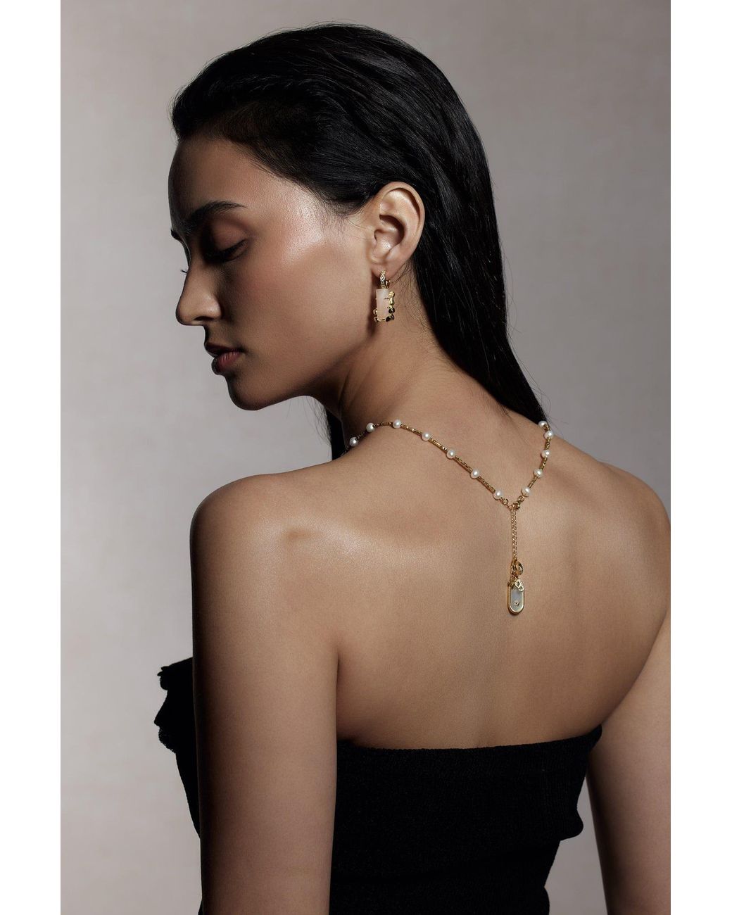 Freqnc Atelier Metallic Cassie Natural Freshwater Pearl Necklace