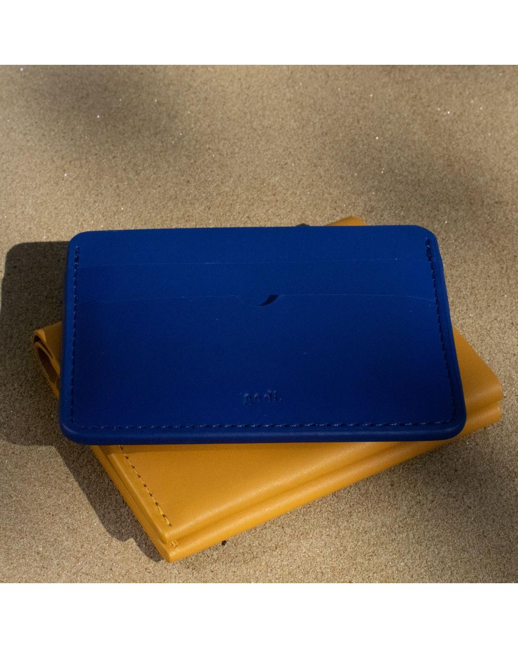 godi. Blue Handmade Leather Card Case
