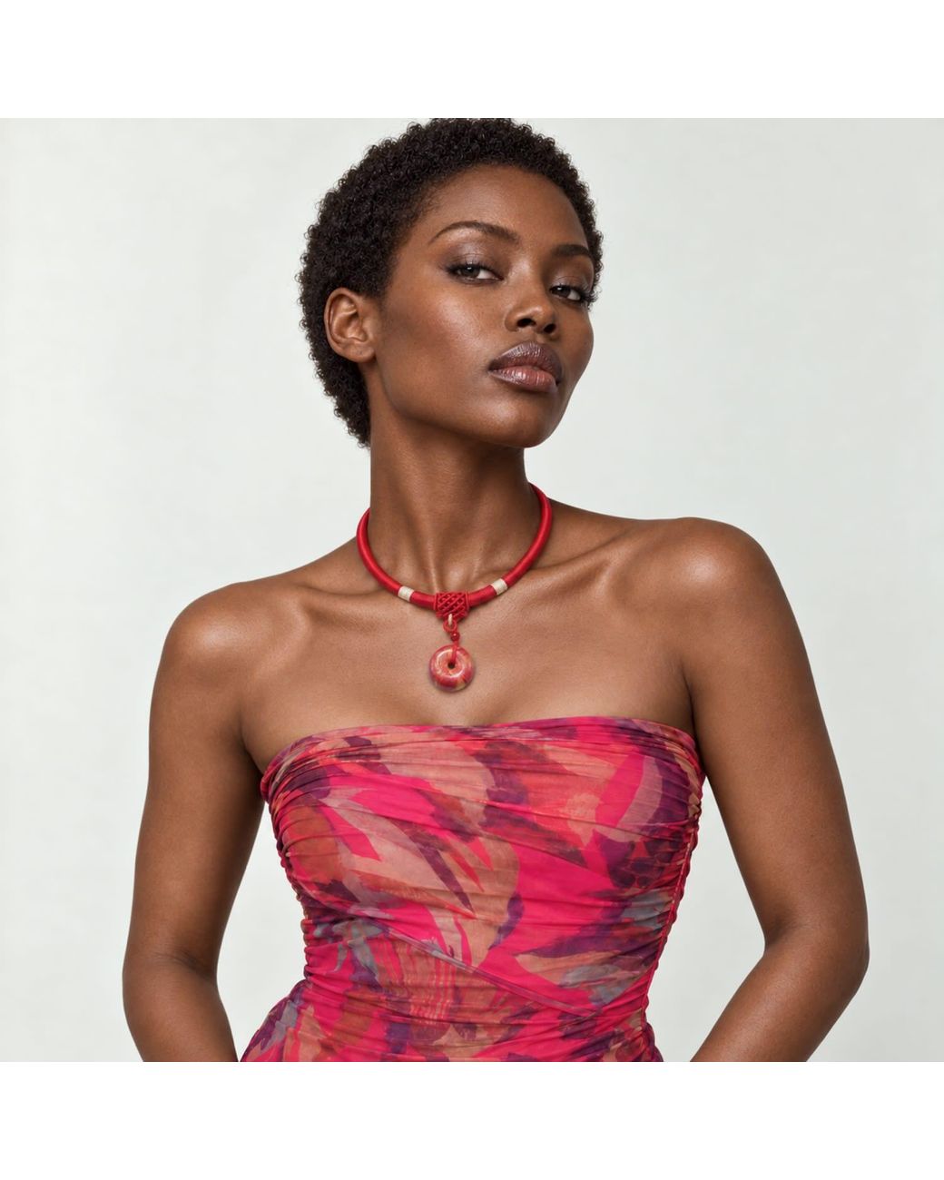 Yieon Scarlet Lacquered Sandalwood Peace Buckle Pendant Necklace