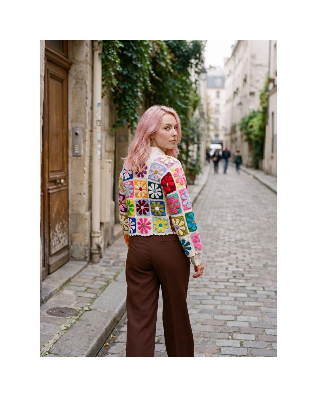 Ana Chic White Flower Square Handmade Crochet Cardigan