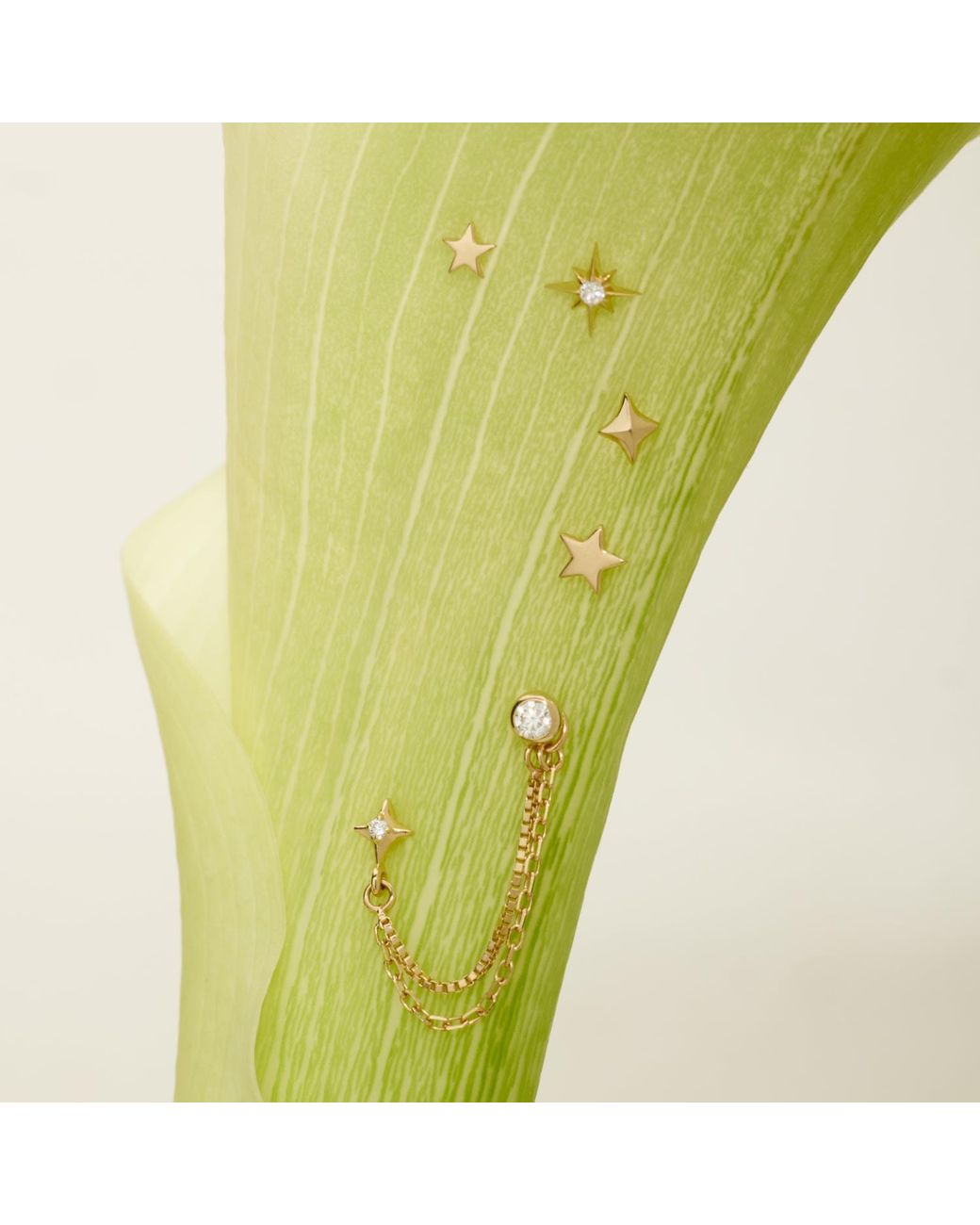 Vanhi Metallic 14K Solid Star Flat Back Stud