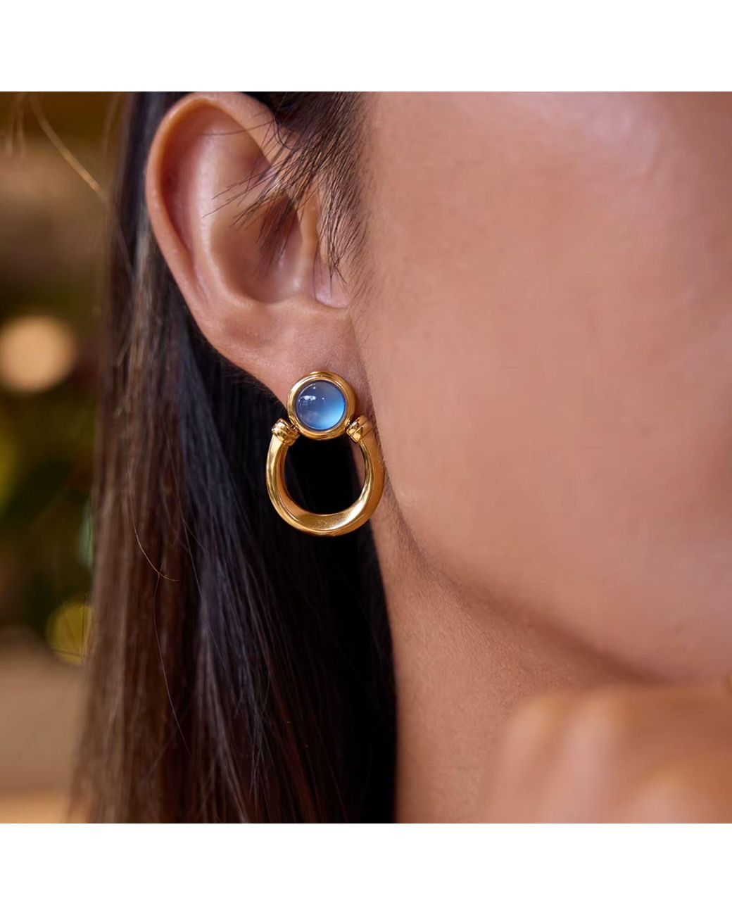 Olivia Le Metallic Helena Horseshoe Resin Earrings