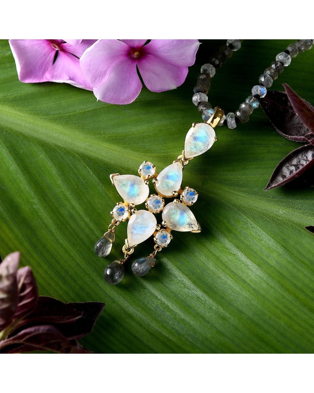 Emma Chapman Jewels Metallic Moonstone Labradorite Pendant