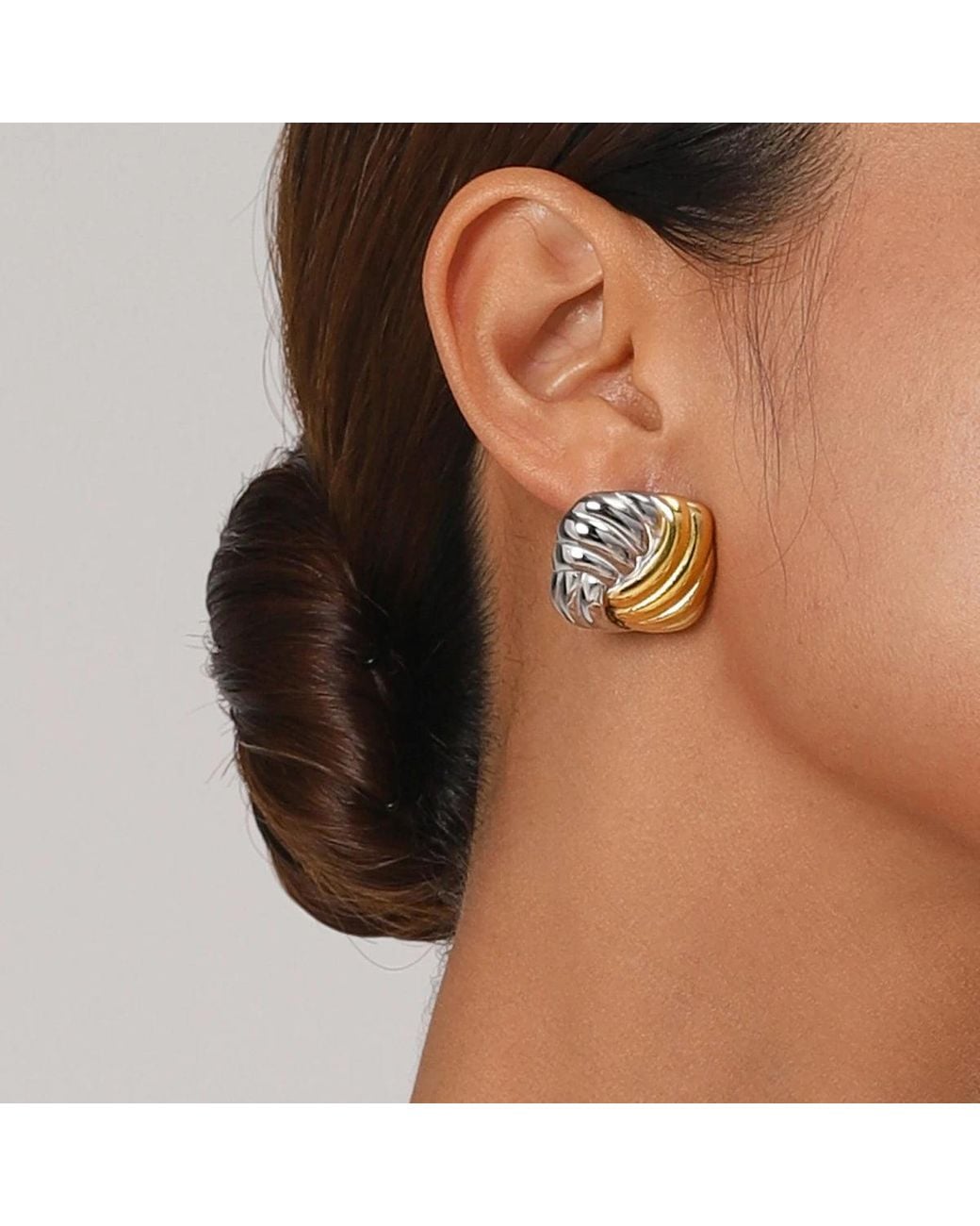 Nazzar Metallic Two Tone Knot Square Vintage Earrings