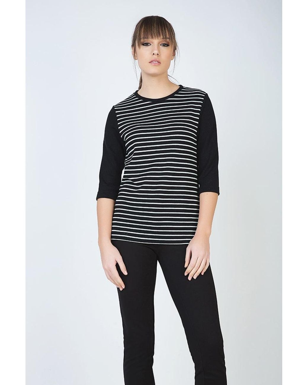 Conquista Black Striped Top With Three-Quarter Sleeves