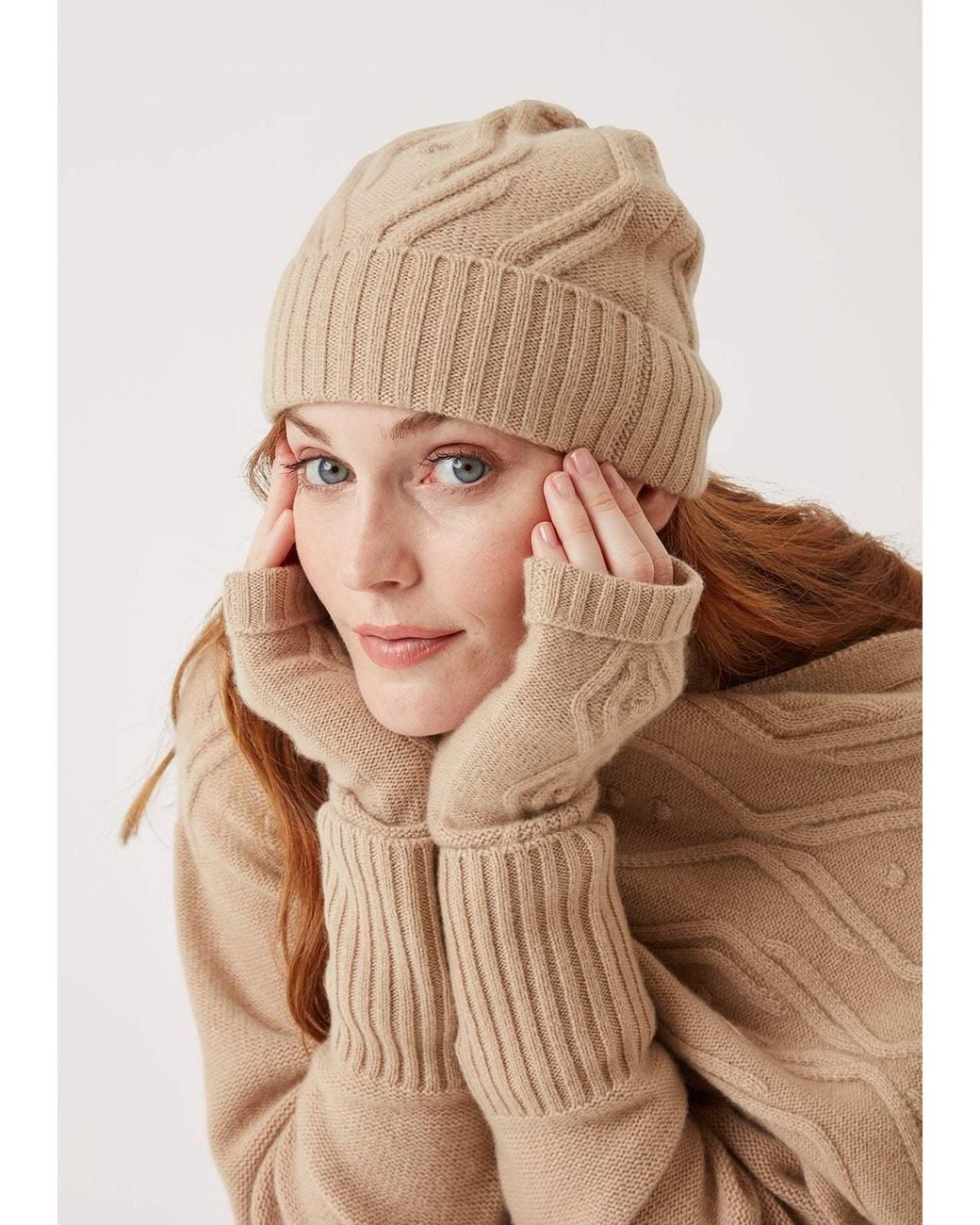 Loop Cashmere White Neutrals Mitt