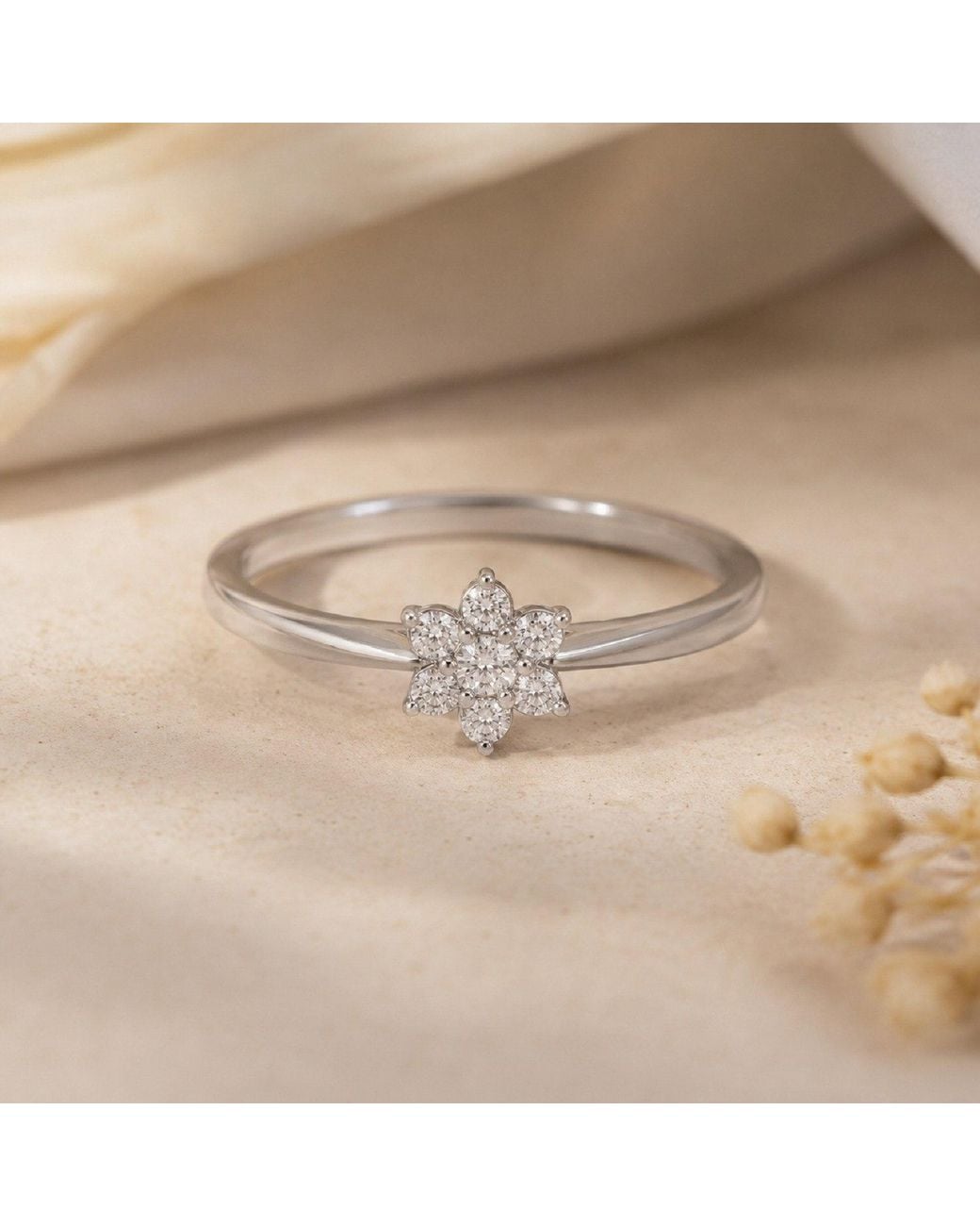 Artisan Metallic 18K Diamond Floral Cluster Ring