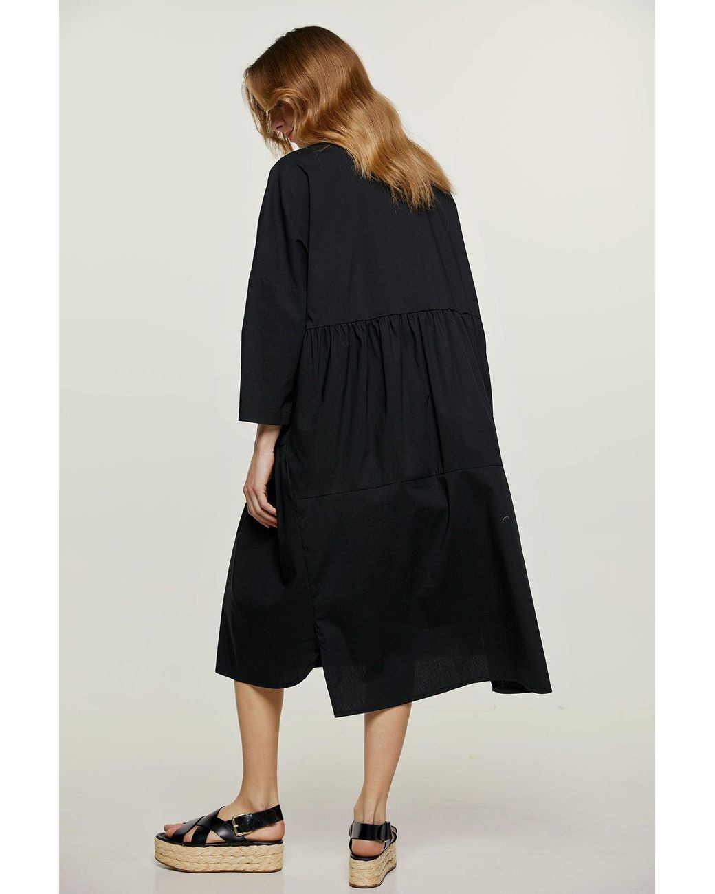 Conquista Black Oversized Dress With Buttons