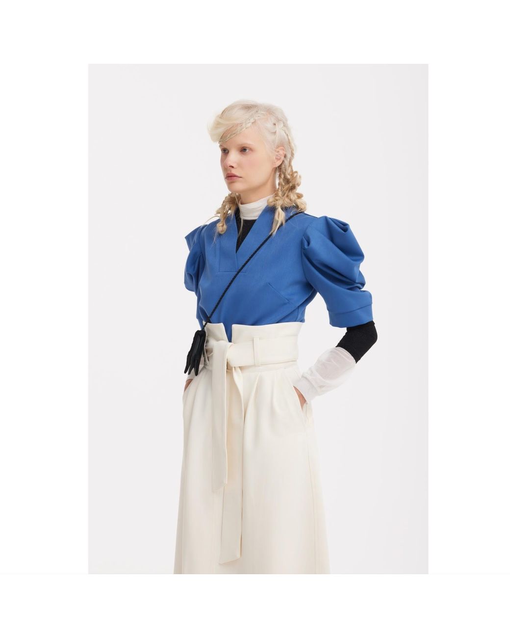 Julia Allert Blue V-Neck Puff Sleeve Top