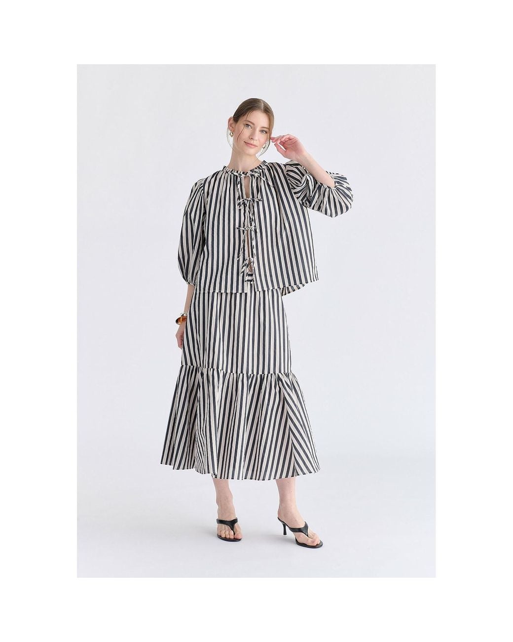 Paisie Black Tie Front Puff Sleeves Blouse