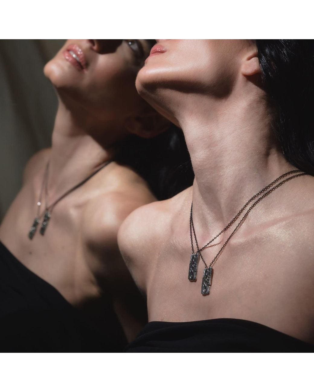 Myrto Katramadou Jewellery Metallic Infinity Necklace-Plated-Three Stones- Emerald