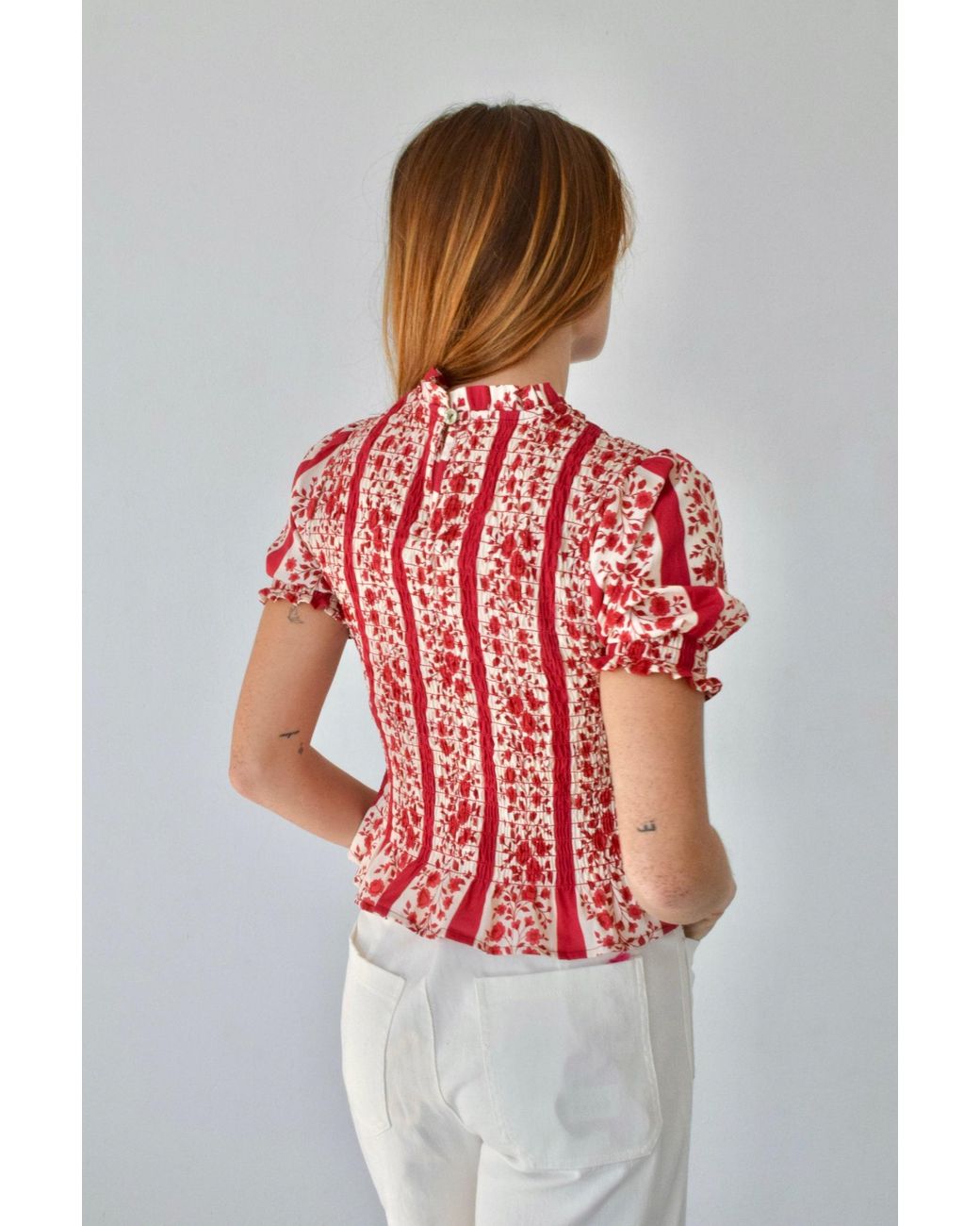 Mind Traveler Red Chia Floral Short-Sleeved Blouse