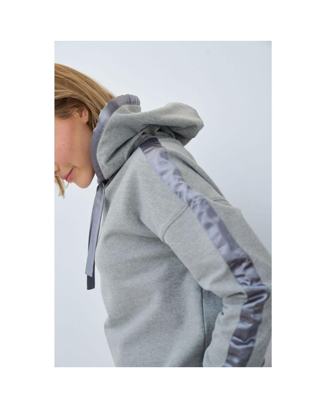 Marianna Déri Gray Deluxe Hoodie