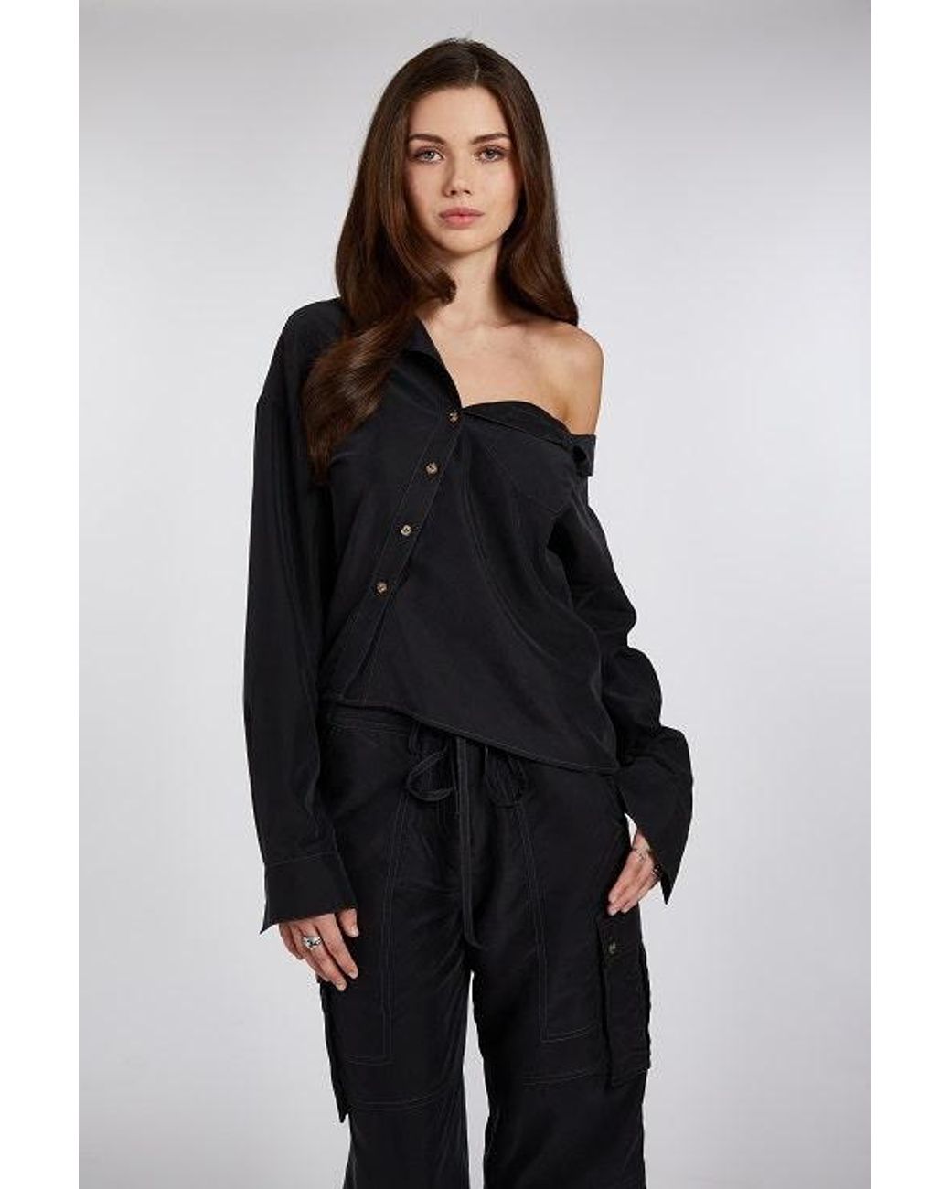 Sâb Studio Black One Shoulder Asymmetric Button Up