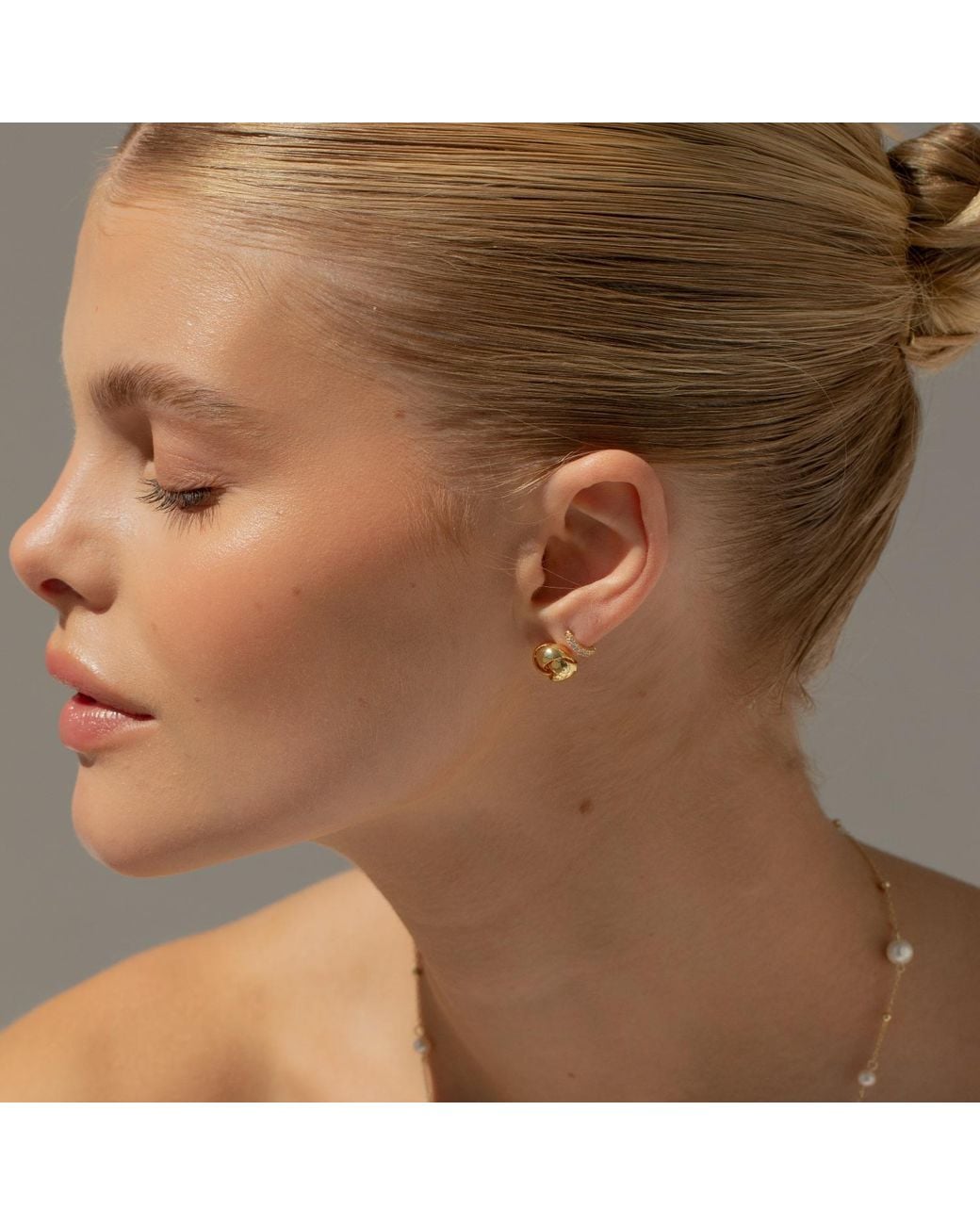 Arctic Fox & Co. Metallic Stud Earring
