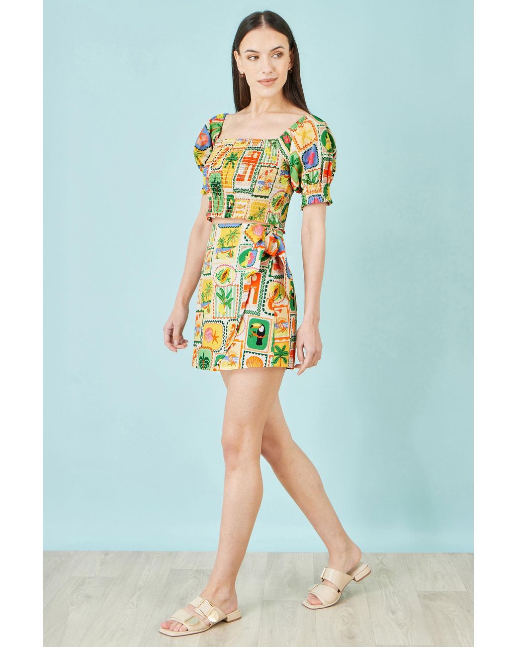 Yumi' Yellow Multicolour Cropped Shirred Cotton Postcard Print Top