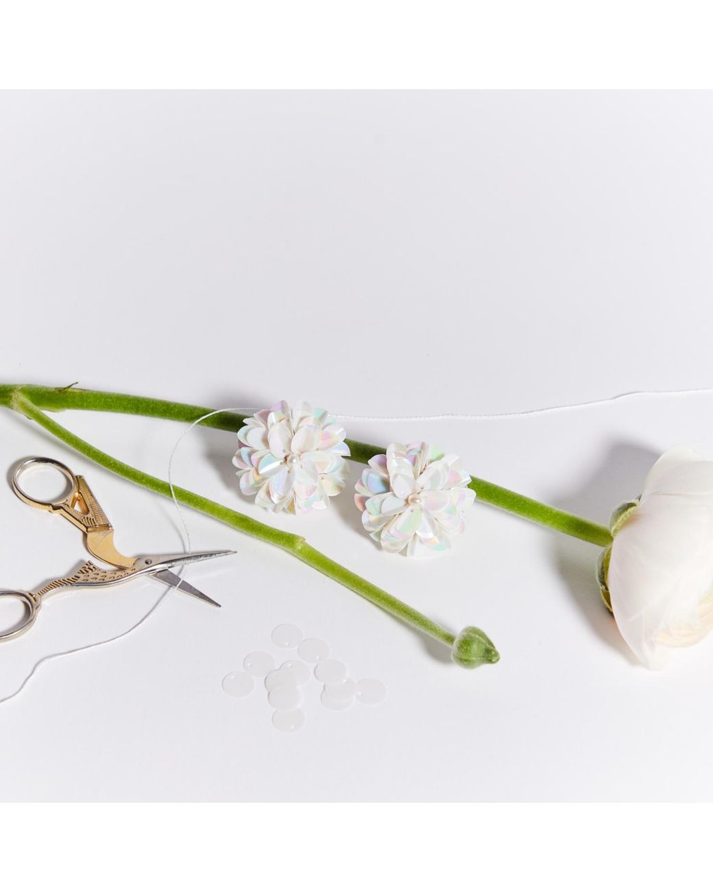 PINAR OZEVLAT White Blossom Studs Shell