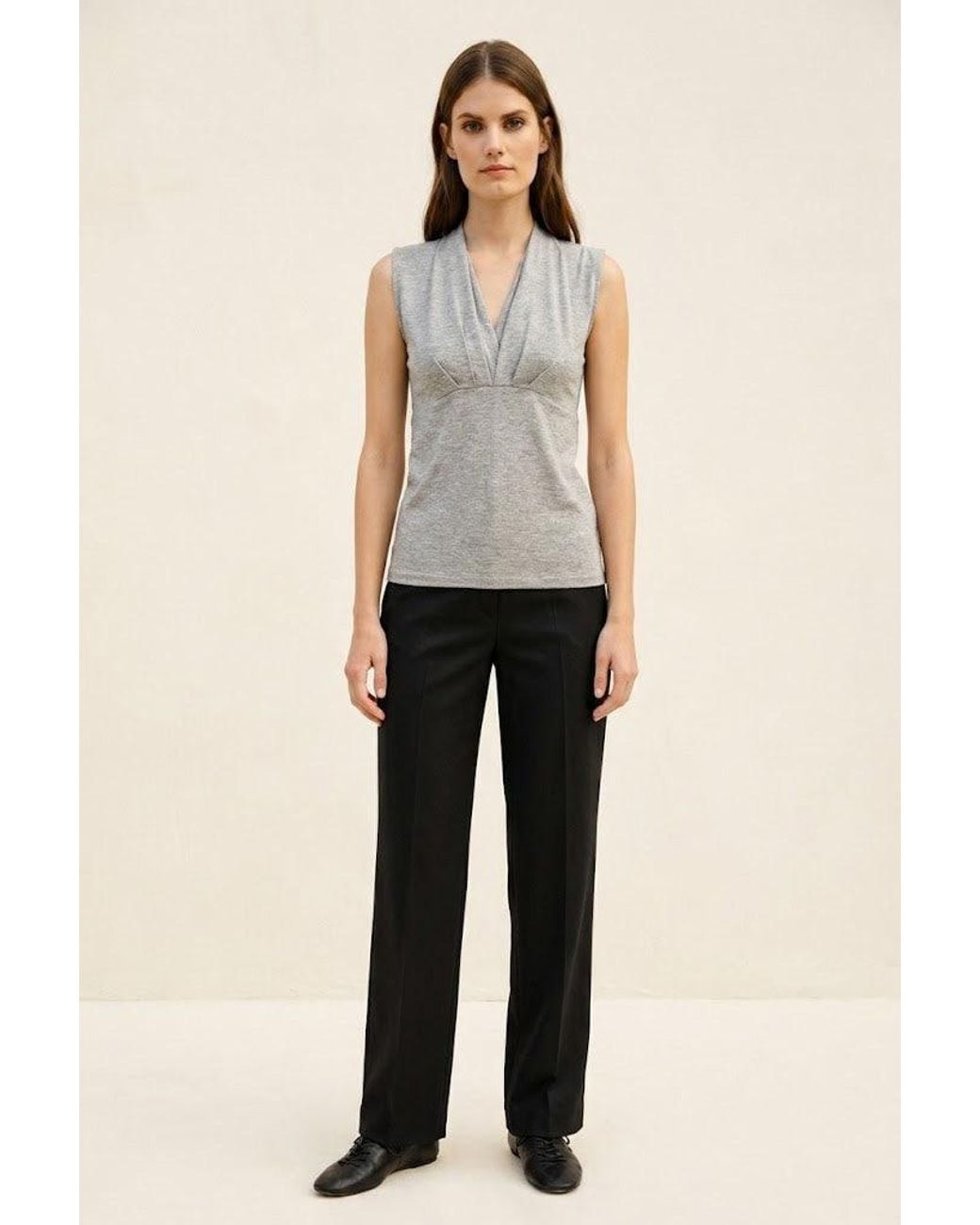 Conquista Gray Draped Empire Sleeveless Top
