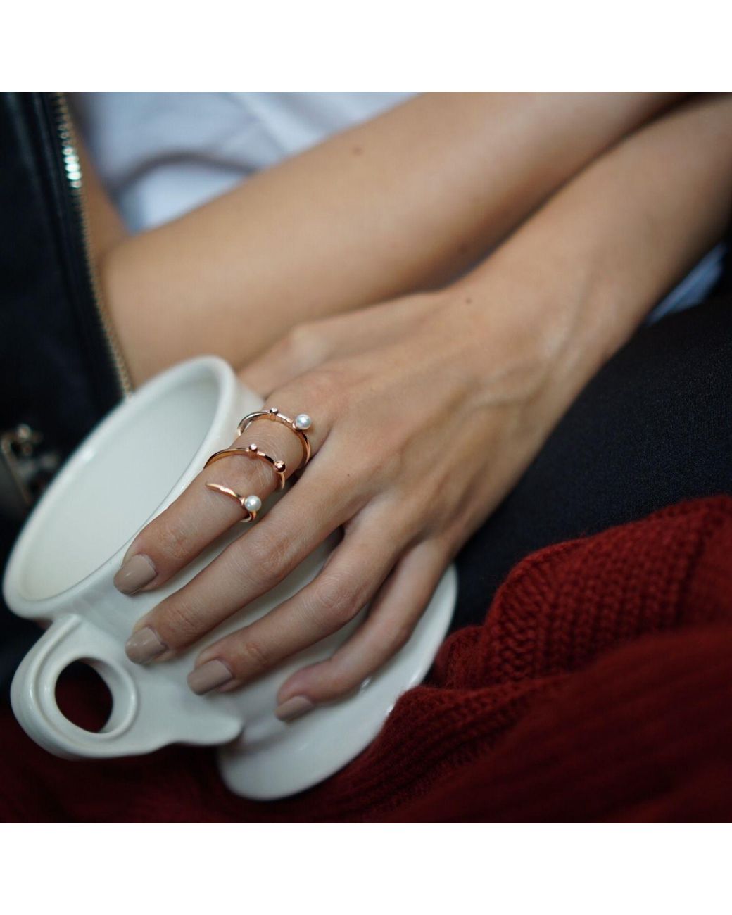 LINYA JEWELLERY Metallic Spiral Pearl Ring