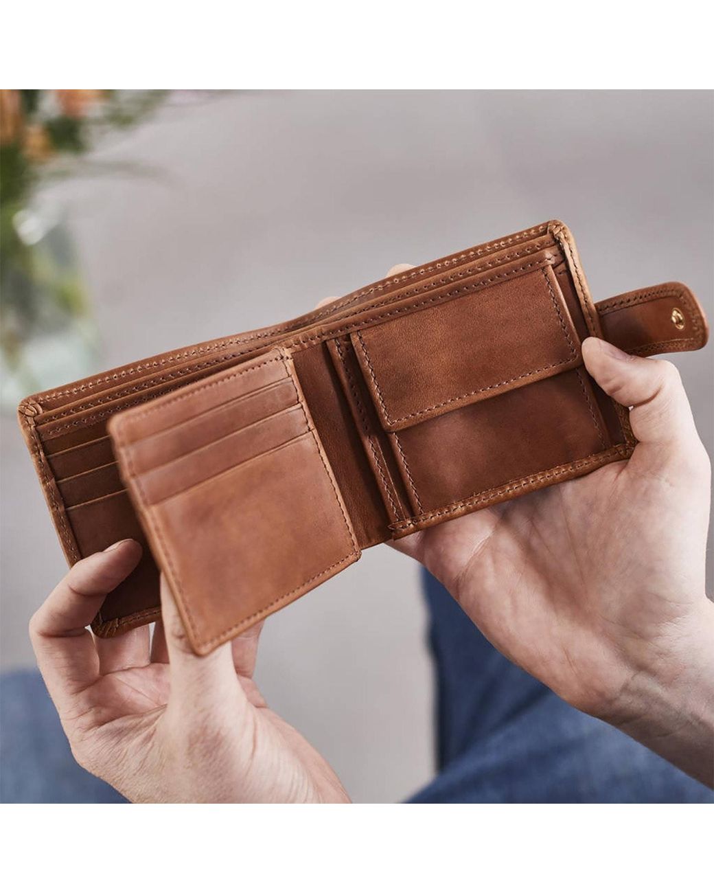 VIDA VIDA Brown Vida Tan Leather Tri Fold Wallet With Rfid for men