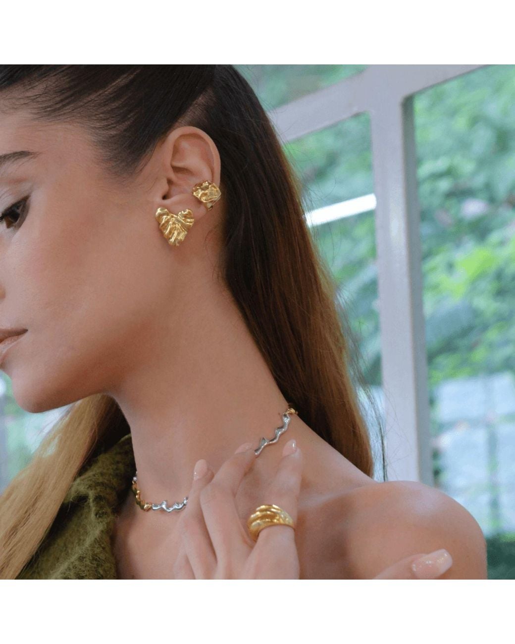 LINYA JEWELLERY Metallic Vory Amorphous Heart Earring